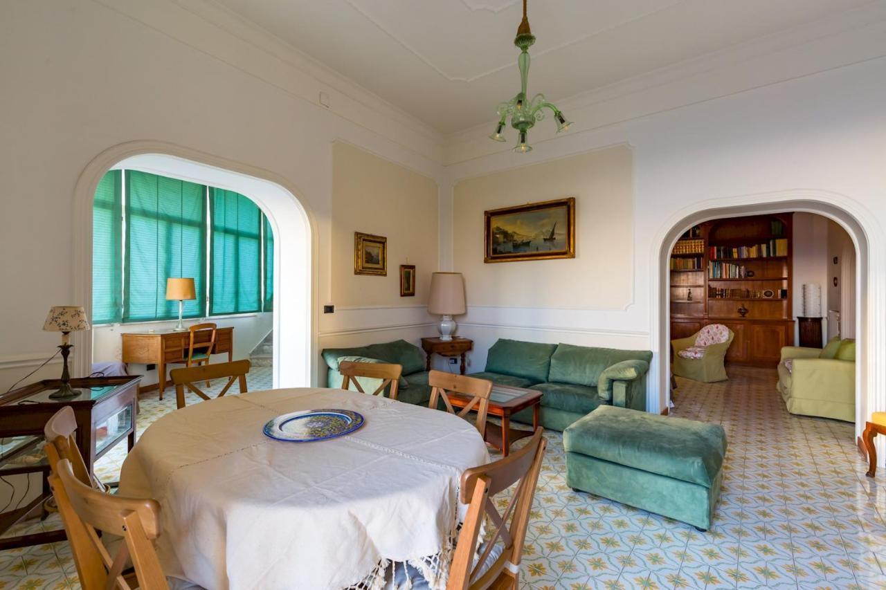 Villa Paola - Hidden Panoramic Garden And Terraces By Napoliapartments Exterior foto
