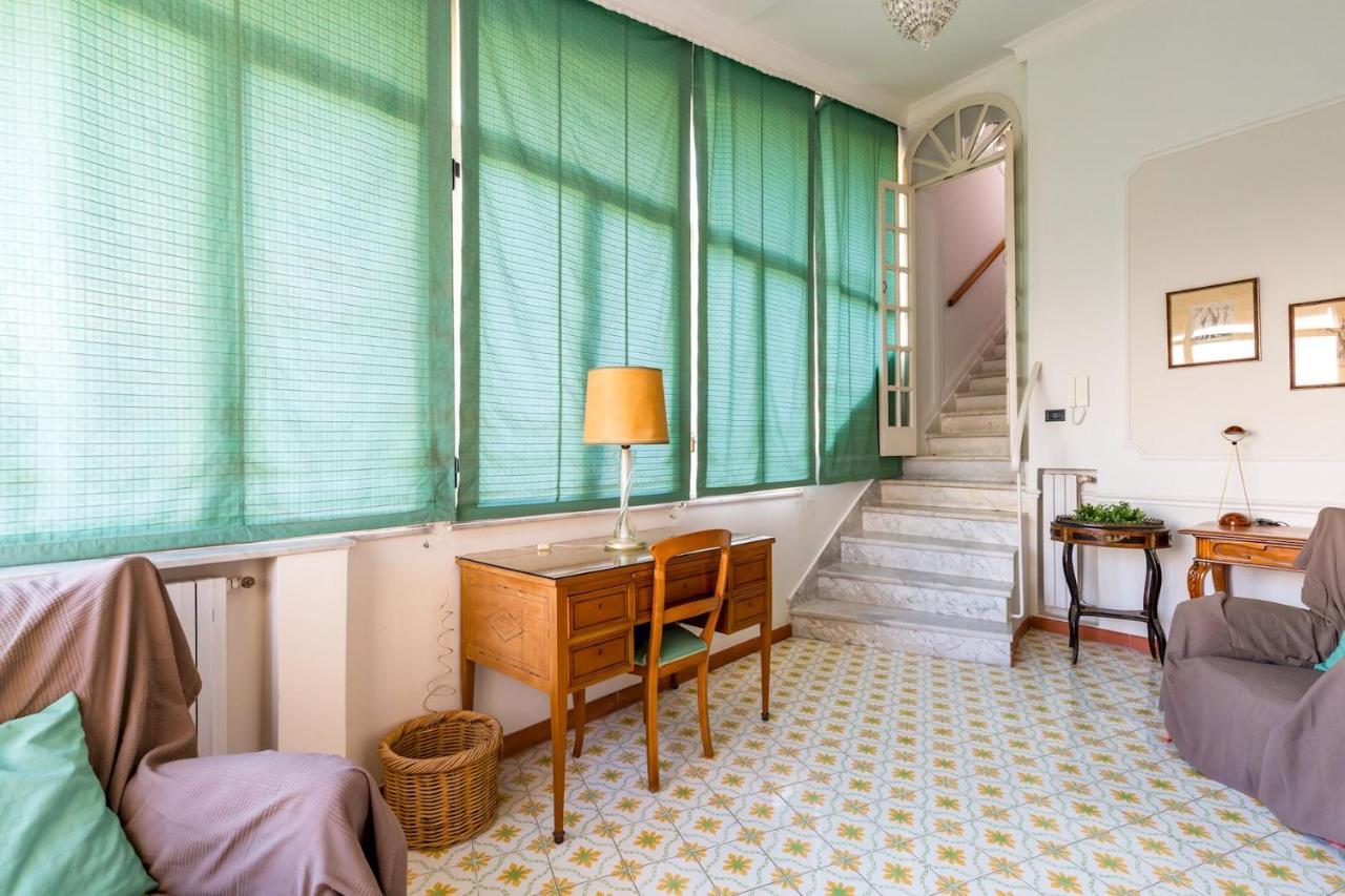 Villa Paola - Hidden Panoramic Garden And Terraces By Napoliapartments Exterior foto