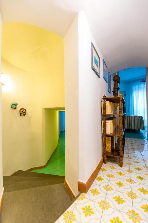 Villa Paola - Hidden Panoramic Garden And Terraces By Napoliapartments Exterior foto